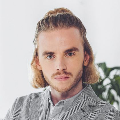 Chris W.